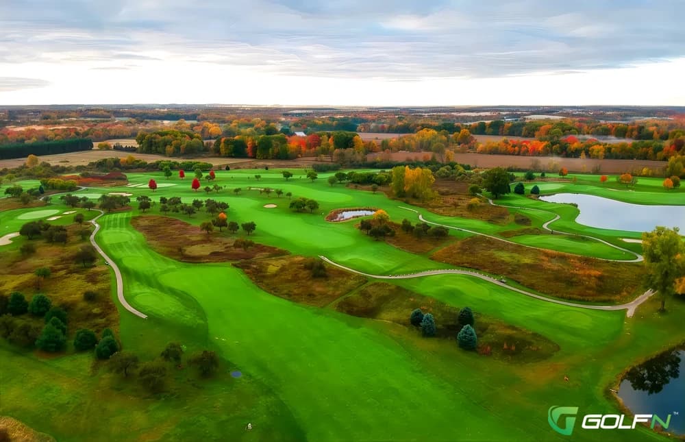 Moss Ridge Golf Club in Ravenna, Michigan — public, 18-hole golf course, designed by Bruce Matthews III (1999)