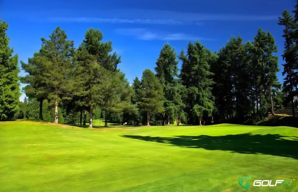 Bellevue Golf Course in Bellevue, Washington — public, 18-hole golf course, designed by David W. Kent (1968)