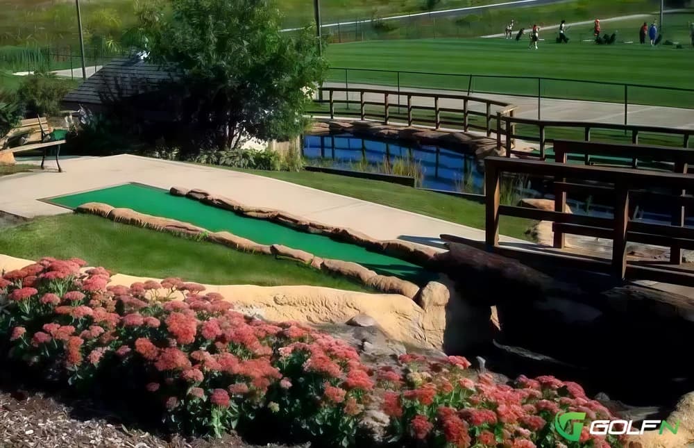 White Mountain Golf Park in Tinley Park, Illinois — public, 9-hole golf course