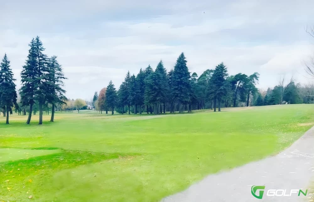 Transit Valley Country Club in East Amherst, New York — private, 18-hole golf course, designed by William Rathman
