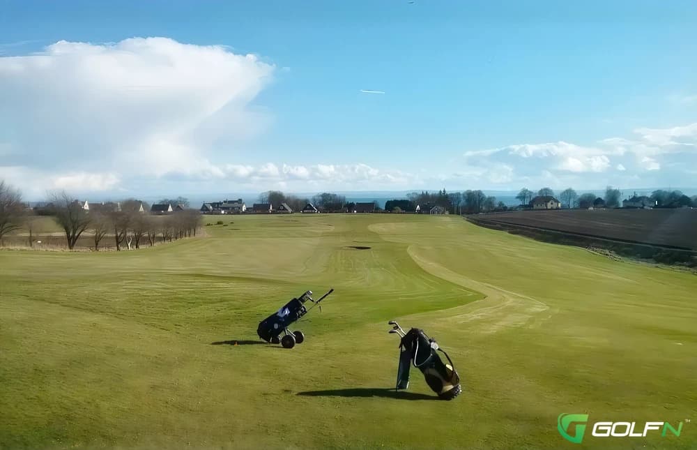 Lundin Ladies Golf Club in Lundin Links, Scotland — 9-hole golf course, designed by James Braid (1910)