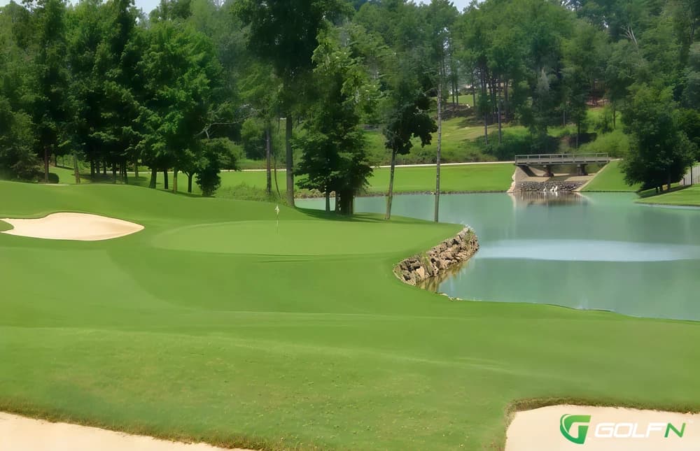 Highland Creek Golf Club in Charlotte, North Carolina — public, 18-hole golf course, designed by Clifton, Ezell & Clifton (1993)