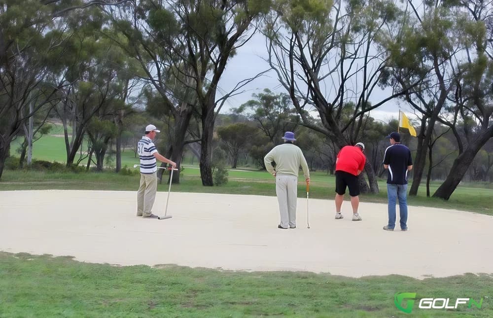 Goomalling Golf Club in Goomalling, Western Australia β public, 18-hole golf course