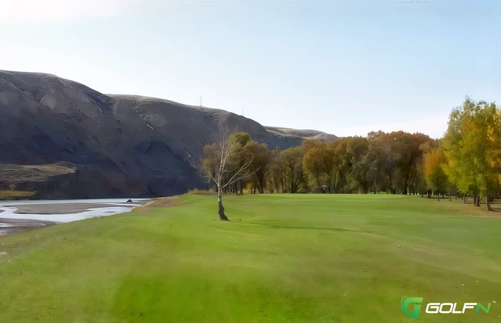 Alternate - Campbelltown Golf Club in Glen Alpine, New South Wales β public, 18-hole golf course, designed by Norman H. Woods (1969)