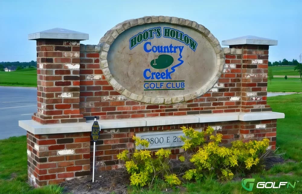 Hoot'S Hollow - Country Creek Golf Club in Pleasant Hill, Missouri — public, 18-hole golf course, designed by Jeff McKee (2002)