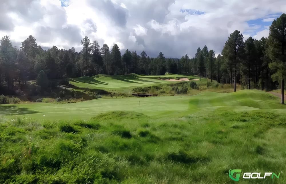 Cabin - Torreon Golf Club in Show Low, Arizona — private, 36-hole golf course, designed by von Hagge, Smelek and Baril (1999)