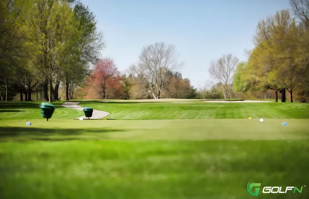 Red/Blue - River Pointe Country Club in Hobart, Indiana — private, 18-hole golf course, designed by L. G. Lockwood