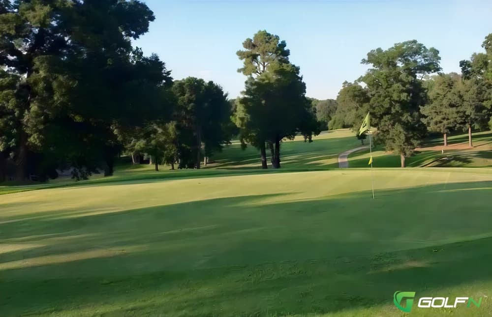 Brownsville Country Club in Brownsville, Tennessee — private, 18-hole golf course, designed by George C. Curtis (1965)