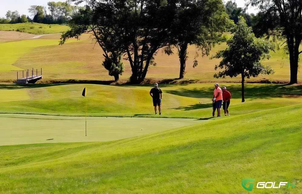 Tanglewood Golf Course in Fulton, Missouri — public, 18-hole golf course, designed by Jerry Loomis