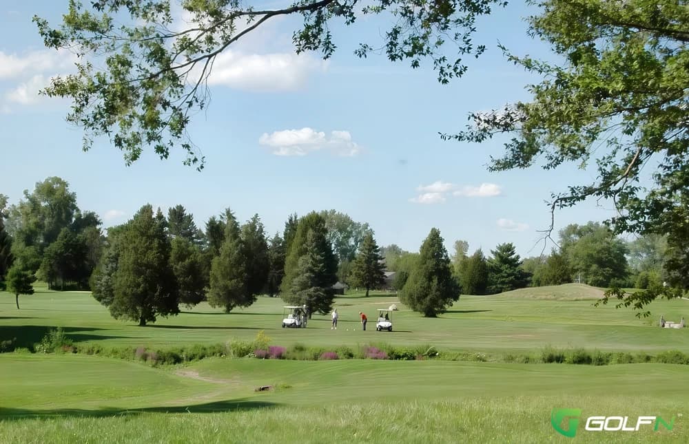 Carleton Glen Golf Club in Carleton, Michigan — public, 18-hole golf course, designed by Bob Milosch, Sr.