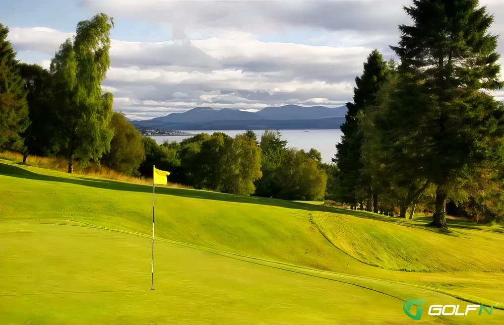 Innellan Golf Club in Dunoon, Scotland — public, 9-hole golf course