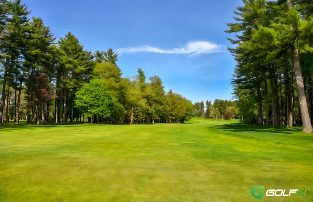 Bulls Eye Country Club in Wisconsin Rapids, Wisconsin — private, 18-hole golf course, designed by Leonard Macomber
