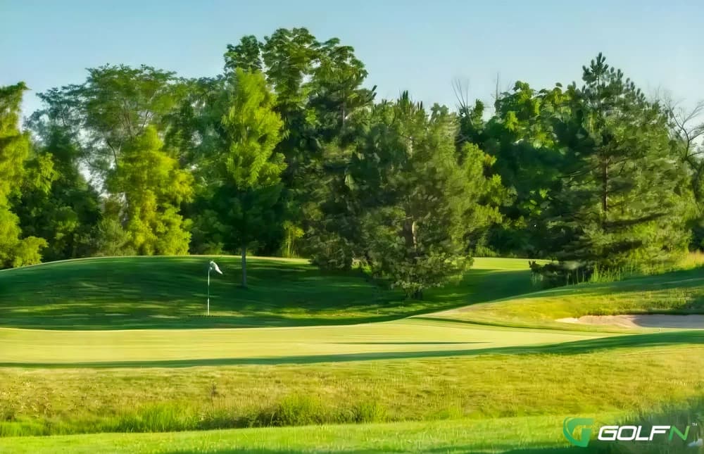 Carrington Golf Club in Monroe, Michigan — public, 18-hole golf course, designed by Brian Huntley (1998)