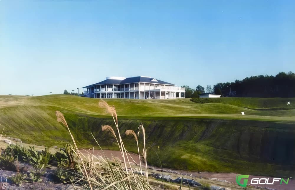 Kearney Hills Golf Links in Lexington, Kentucky — public, 18-hole golf course, designed by P. B. Dye (1989)