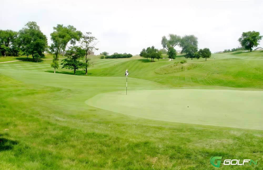 Boone'S Trace National Golf Club in Richmond, Kentucky — public, 18-hole golf course, designed by David Pfaff (1999)