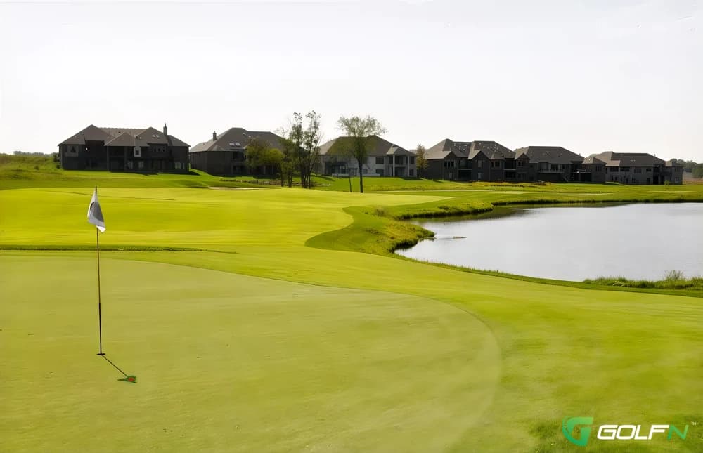 Club At Old Hawthorne in Columbia, Missouri — private, 18-hole golf course, designed by Art Schaupeter (2007)