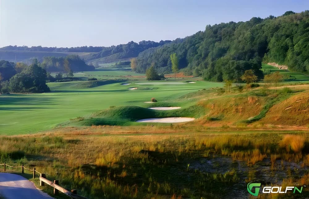 Championship - Harbor Links Golf Course in Port Washington, New York — public, 27-hole golf course, designed by Dr. Michael Hurdzan (1998)
