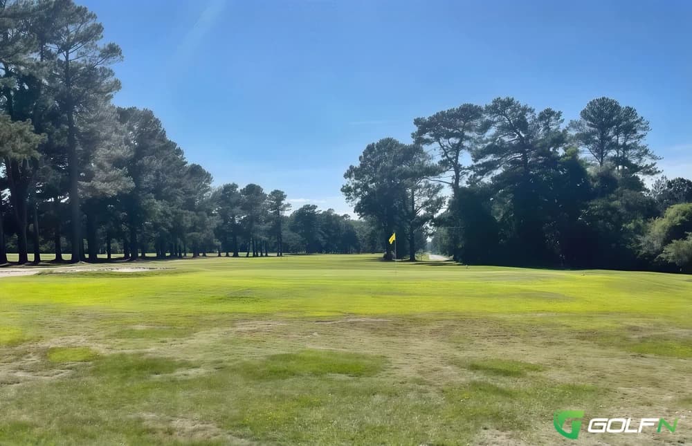Whiteville Country Club in Whiteville, North Carolina — private, 9-hole golf course