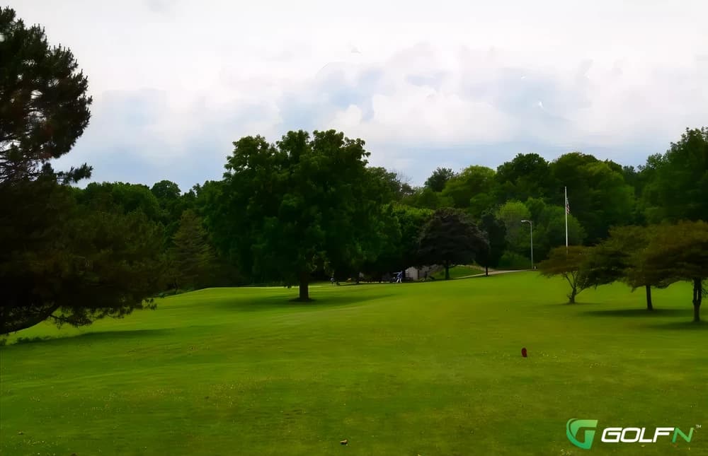 Washington Park Golf Course in Racine, Wisconsin — public, 9-hole golf course