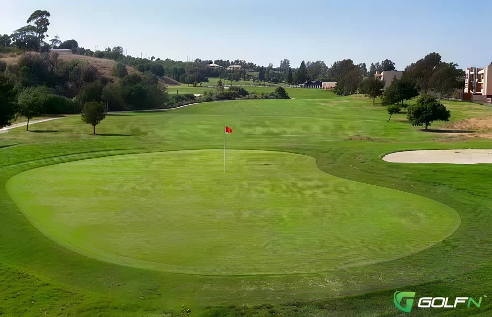 Katy Golf Course in Parsons, Kansas — public, 18-hole golf course, designed by Harry Rainville