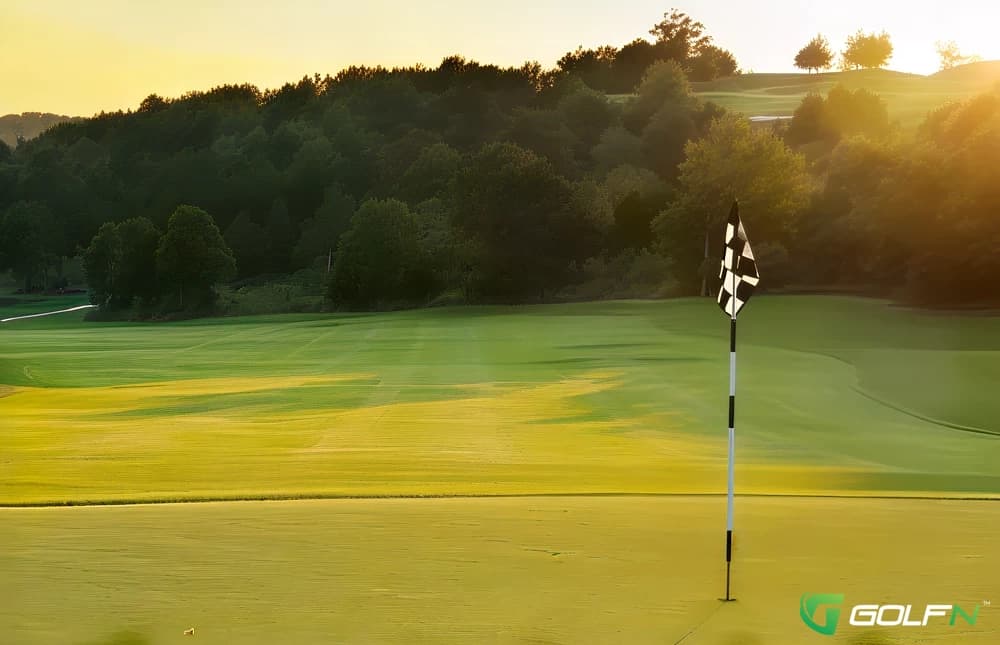Osawatomie Golf Course in Osawatomie, Kansas — public, 18-hole golf course