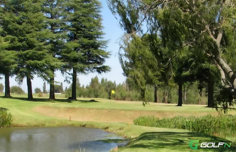 City Of Belfast Golf Club in Newtownabbey, Carlow โ public, 27-hole golf course