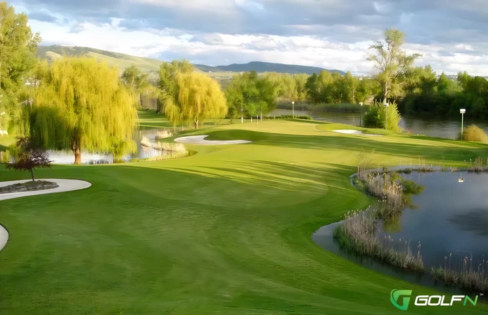 Missoula Country Club in Missoula, Montana — private, 18-hole golf course, designed by Frank James (1916)
