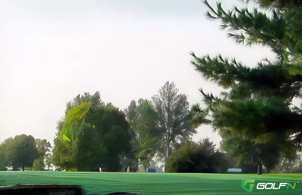 Lakeview Country Club in Winterset, Iowa — private, 9-hole golf course