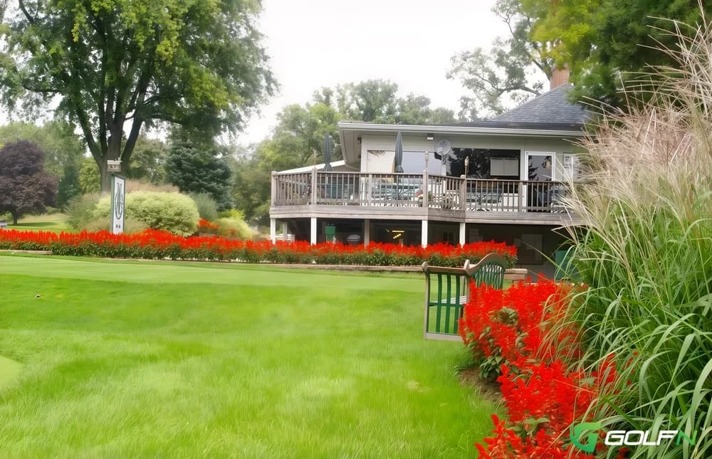 Woodstock Country Club in Woodstock, Illinois — private, 18-hole golf course, designed by Tom Bendelow (1916)