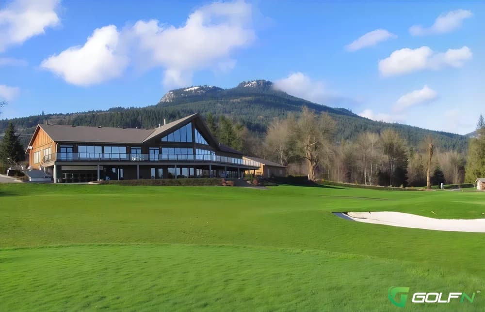 Duncan Meadows Golf & Country Club in Duncan, British Columbia — semi-private, 18-hole golf course