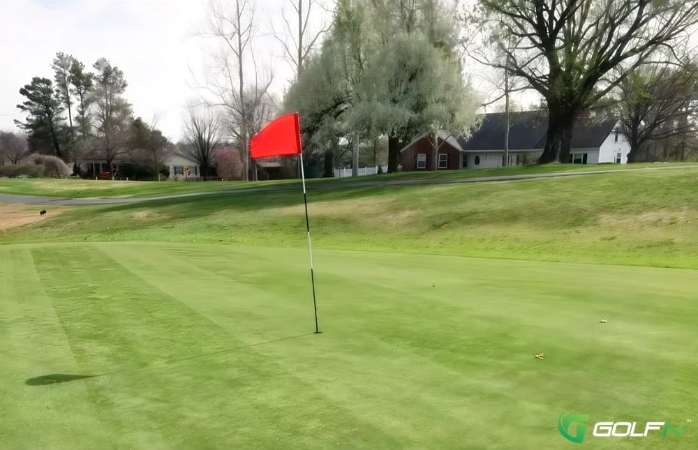 Hillcrest Golf Course in Owensboro, Kentucky — public, 9-hole golf course, designed by Alex McKay