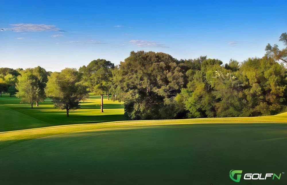 Columbia Golf Course in Minneapolis, Minnesota — public, 18-hole golf course, designed by Larry Packard (1965)