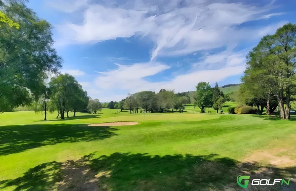 Chapel-En-Le-Frith Golf Club in High Peak, England — semi-private, 18-hole golf course