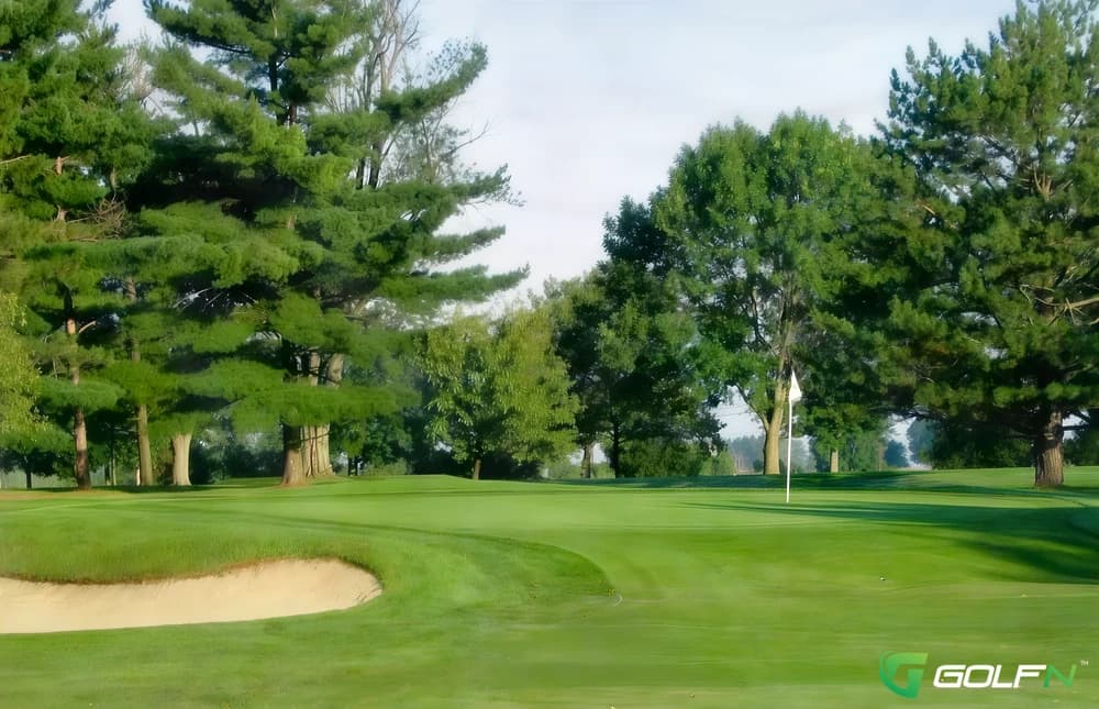 Fostoria Country Club in Fostoria, Ohio — public, 18-hole golf course, designed by Jack Kidwell
