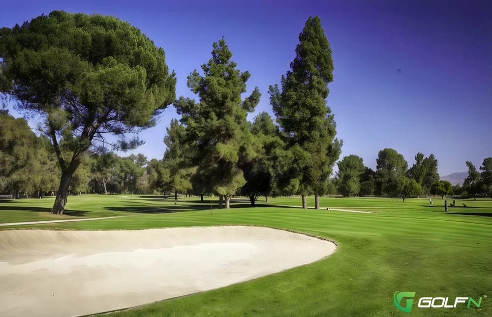 Encino - Sepulveda Golf Complex in Encino, California — public, 36-hole golf course, designed by Steve Timm (2008)