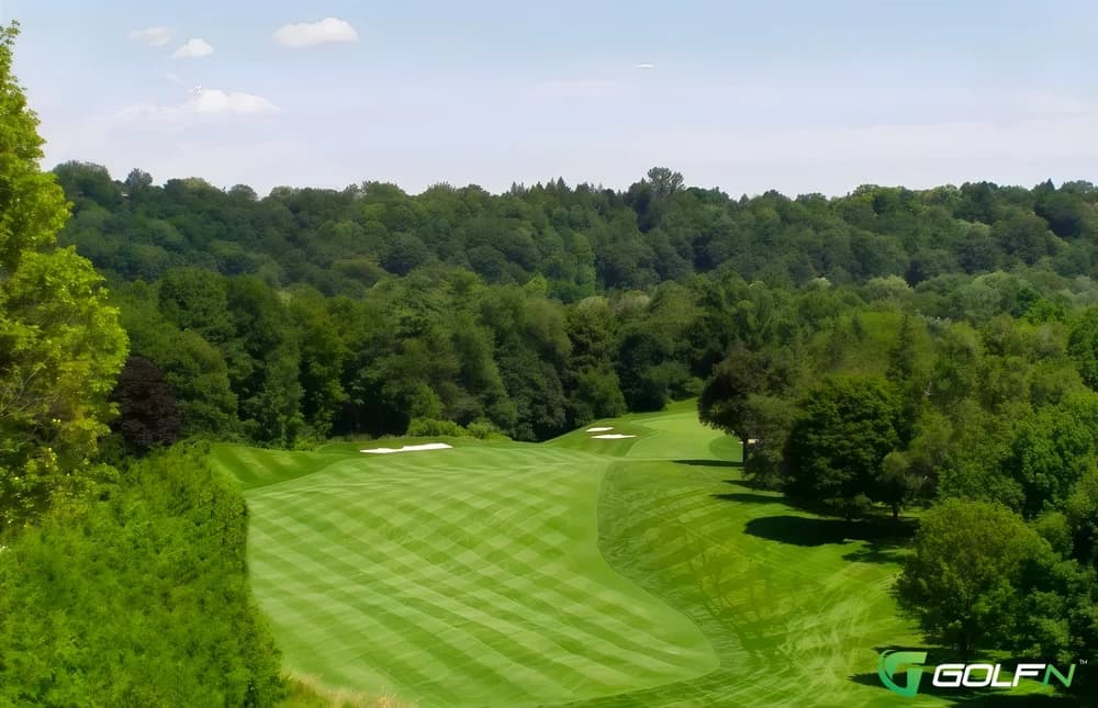 Rosedale Golf Club in Toronto, Ontario — private, 18-hole golf course, designed by Tom Bendelow (1909)