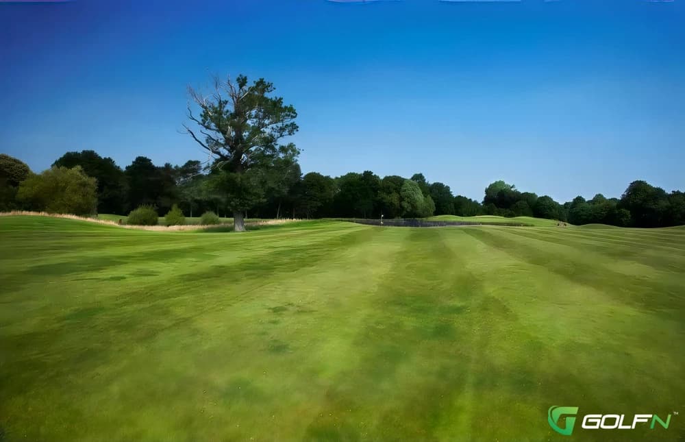 Castle - Warwickshire Golf Club in Warwick, England — semi-private, 9-hole golf course, designed by Karl Litten (1994)