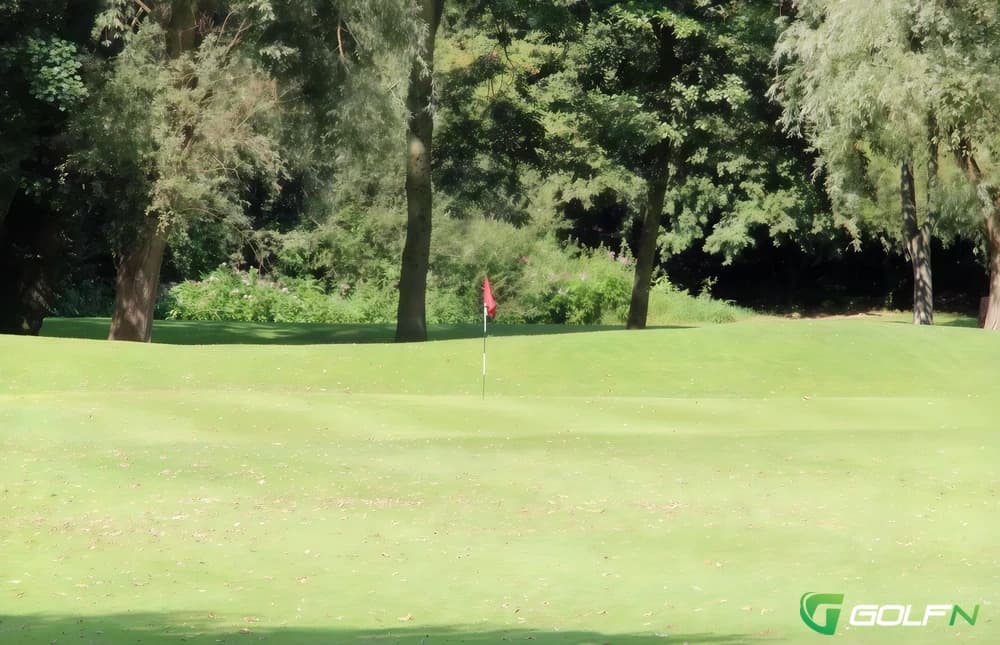 Pennington Golf Club in Leigh, England — semi-private, 18-hole golf course