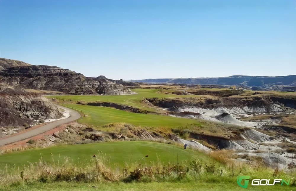 Dinosaur Trail Golf And Country Club in Drumheller, Alberta — semi-private, 18-hole golf course, designed by Sid Puddicombe (1965)