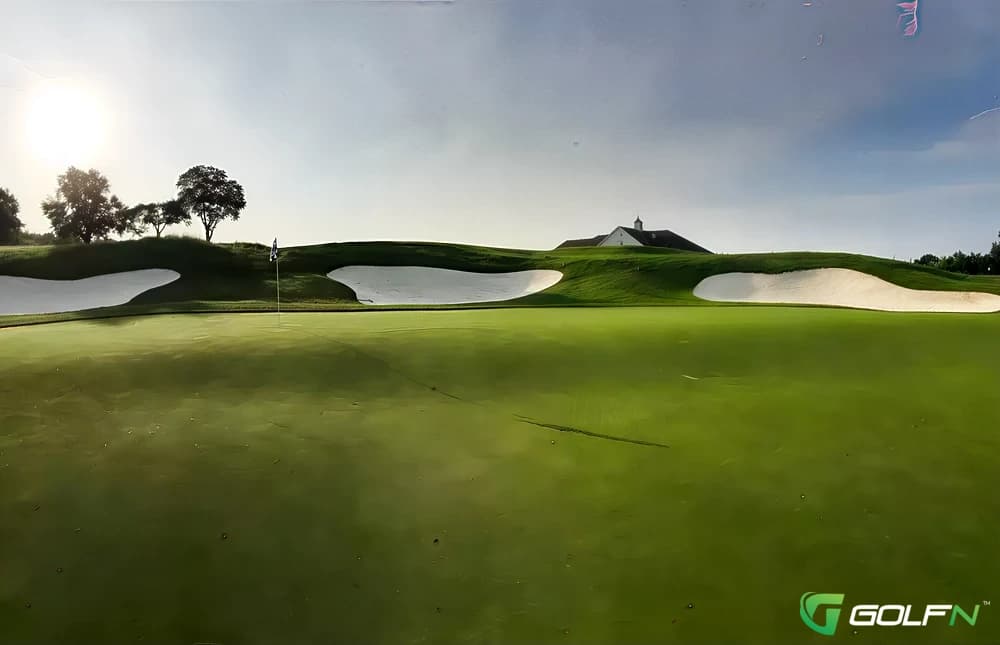 The Deuce At The National Golf Club Of Kansas City in Kansas City, Missouri — 18-hole golf course, designed by Tom Watson (2001)