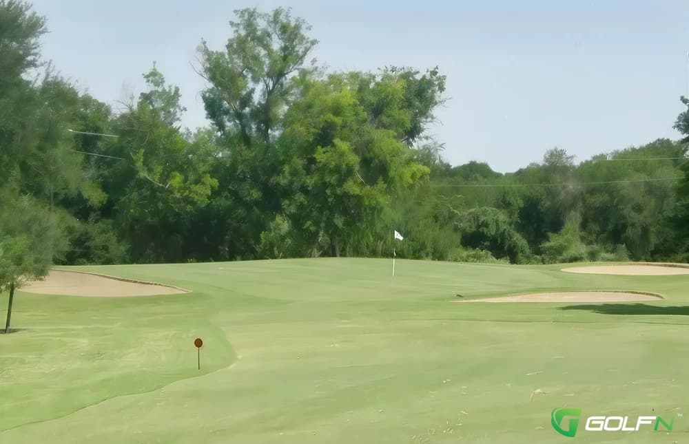 Oak Trail Golf Course in Corsicana, Texas — public, 18-hole golf course, designed by Willie Lorimer (1917)