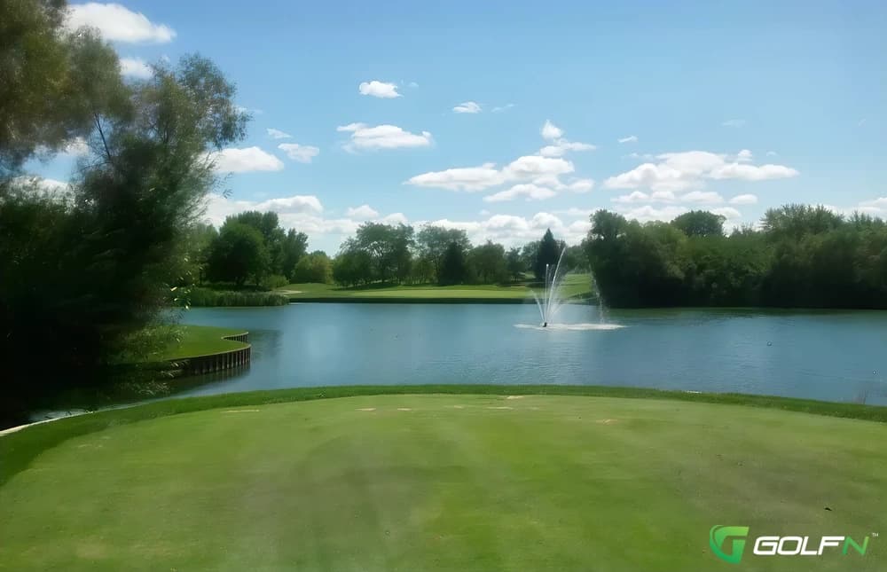 Steeple Chase Golf Club in Mundelein, Illinois — public, 18-hole golf course, designed by Ken Killian