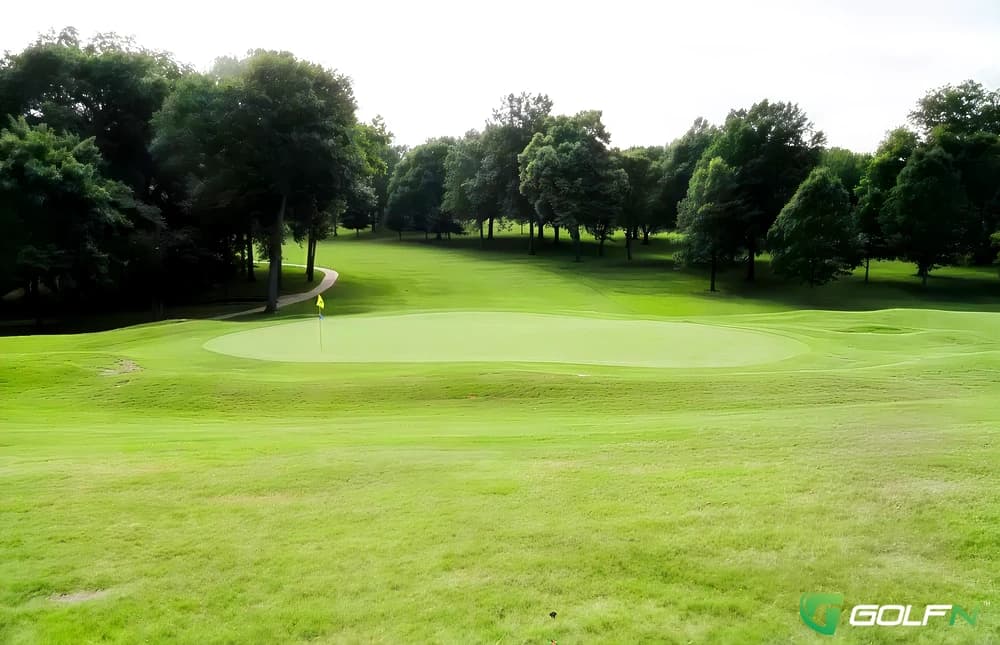 Hillcrest Country Club in Bartlesville, Oklahoma — private, 18-hole golf course, designed by Perry Maxwell (1926)
