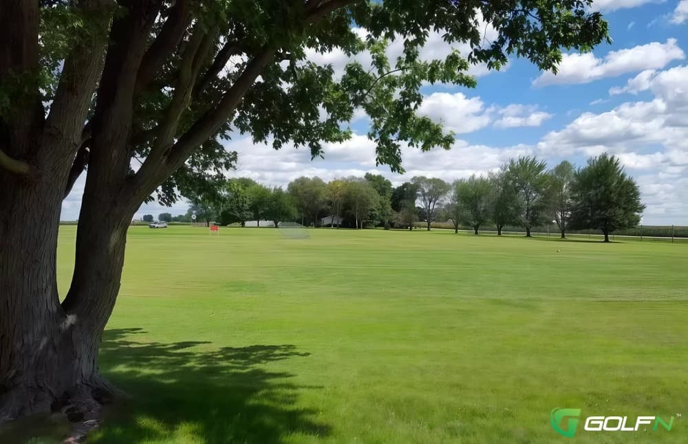 Hollow Acres Golf Center in Monticello, Indiana — public, 9-hole golf course