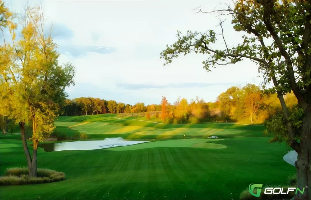 Persimmon Woods Golf Club in Weldon Spring, Missouri — private, 18-hole golf course, designed by Keith Foster (1998)