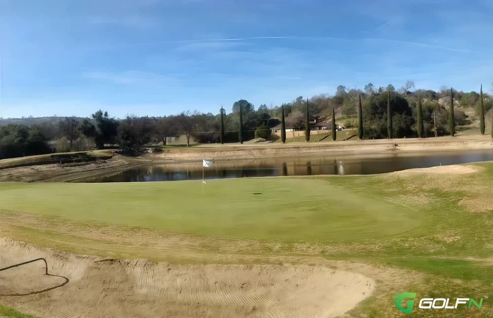 Yosemite Lakes Park Golf Course in Coarsegold, California — semi-private, 9-hole golf course, designed by Bob E. Baldock