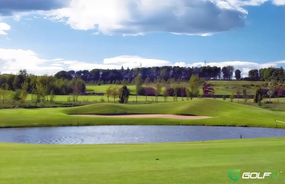Melville Golf Centre in Edinburgh, Scotland — 18-hole golf course, designed by Graeme Webster