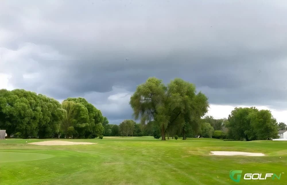 Johnny Cake Ridge Golf Course in Willoughby, Ohio — public, 9-hole golf course