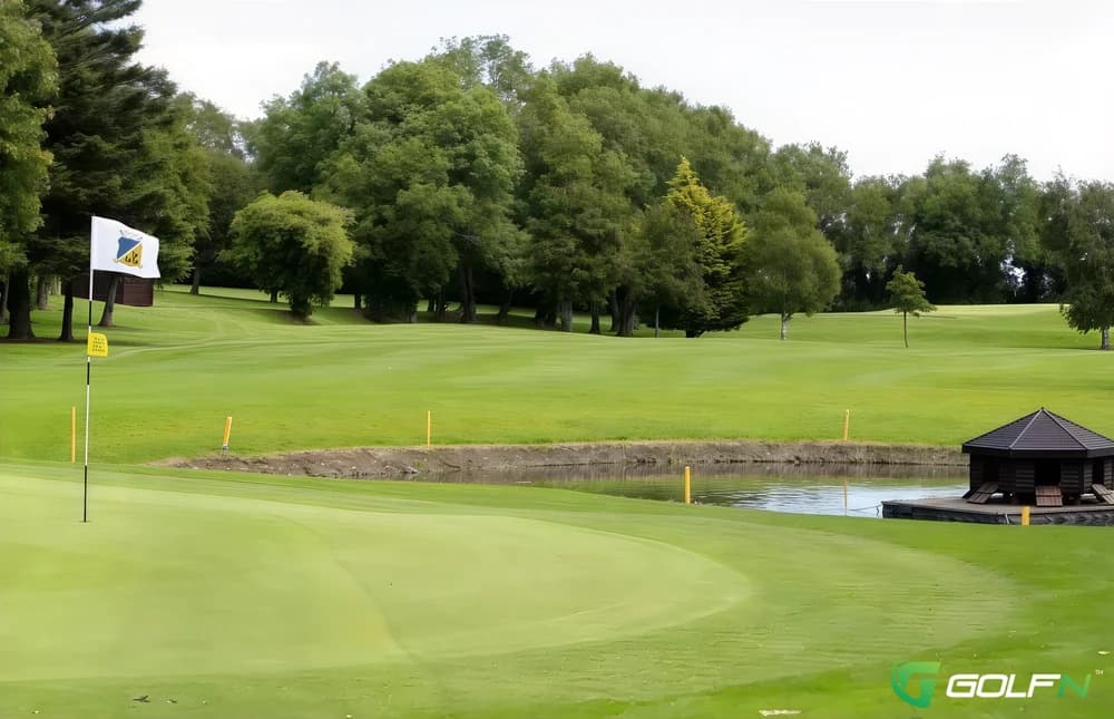 Forrest Little Golf Club in Swords, Dublin โ public, 18-hole golf course, designed by Fred Hawtree (1972)