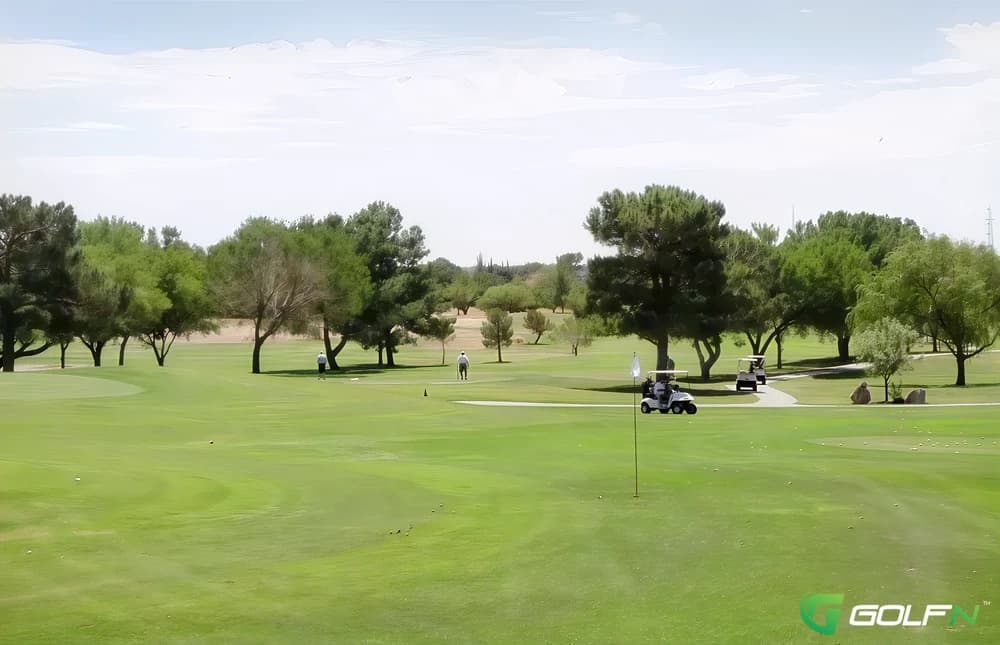 Vista Hills Country Club in El Paso, Texas — private, 18-hole golf course, designed by Bruce Devlin (1974)